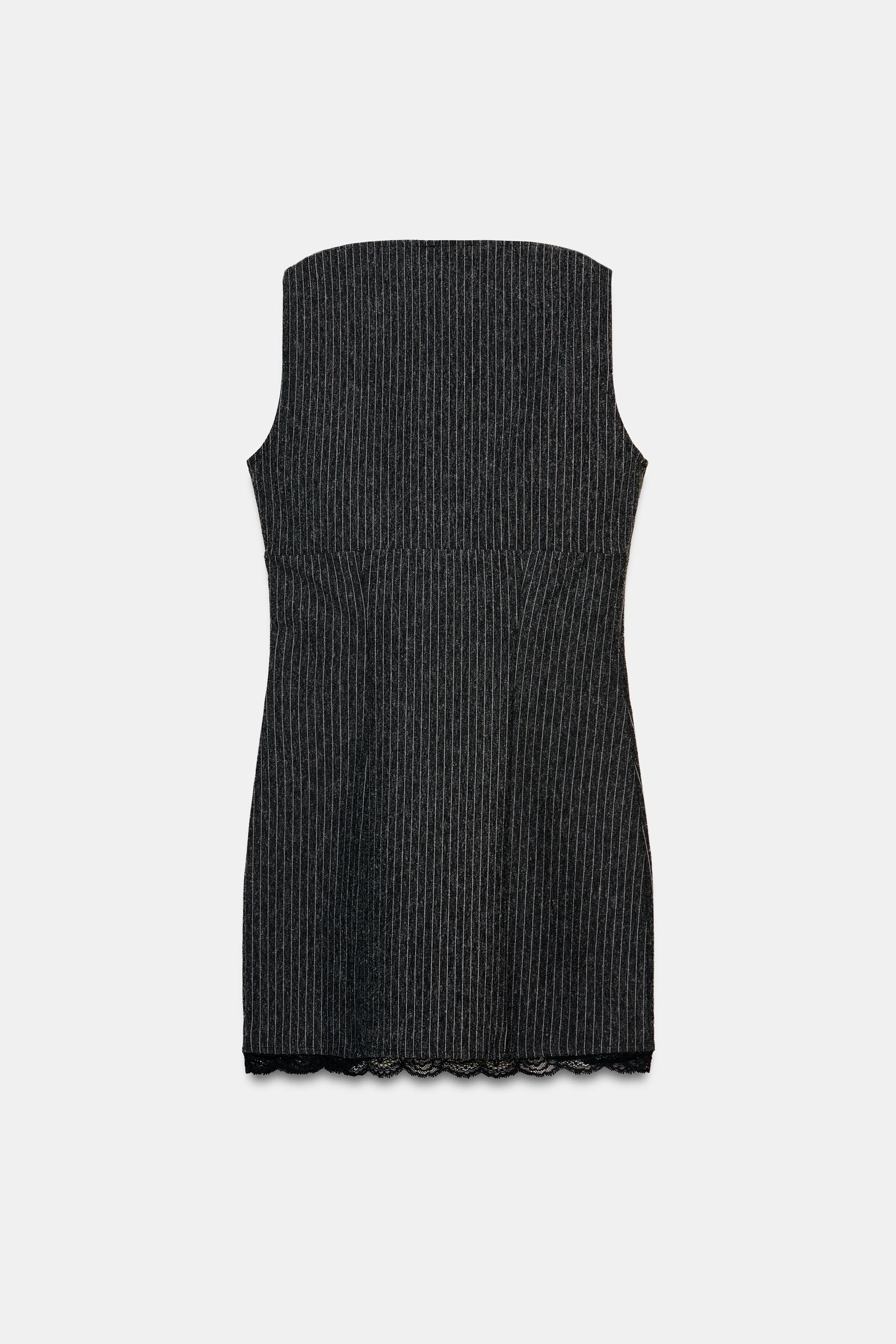 ROBE COURTE À RAYURES
